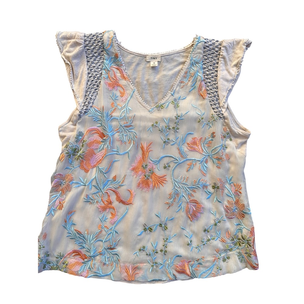 Anthropologie Tiny Embroidered Floral Top Women Size S Cream Boho Flutter Sleeve